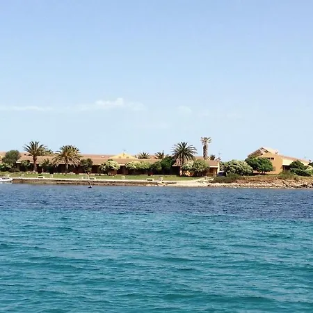 Les Pieds Dans L Eau *