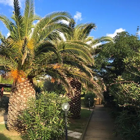 Les Pieds Dans L Eau * Stintino